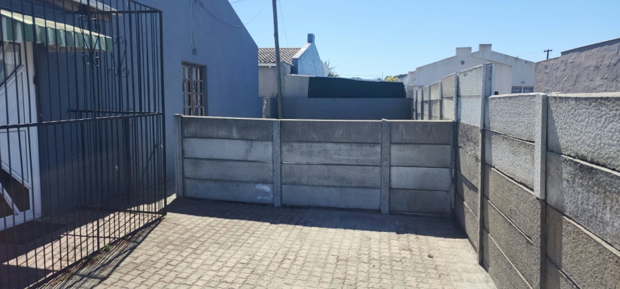 3 Bedroom Property for Sale in Palm Park Western Cape